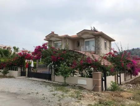 Dalyan'da Müstakil Yüzme Havuzlu Haftalık Kiralık Villa Ebru