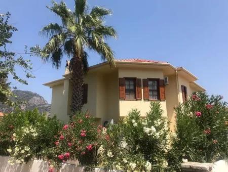 Müstakil Bahçeli Haftalık Kiralık Villa Deniz